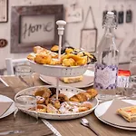 Alojamento de Acomodação e Pequeno-almoço Alba Del Capo 4*